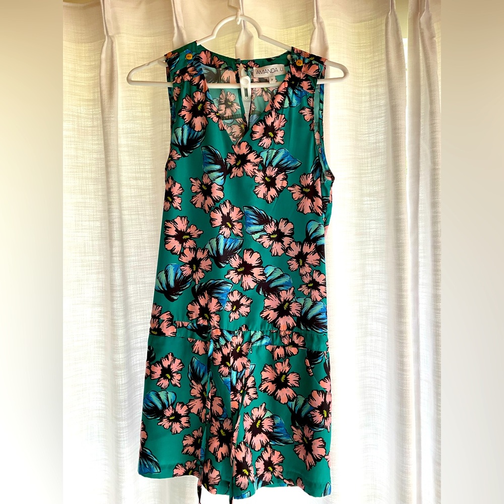Floral print romper with sash